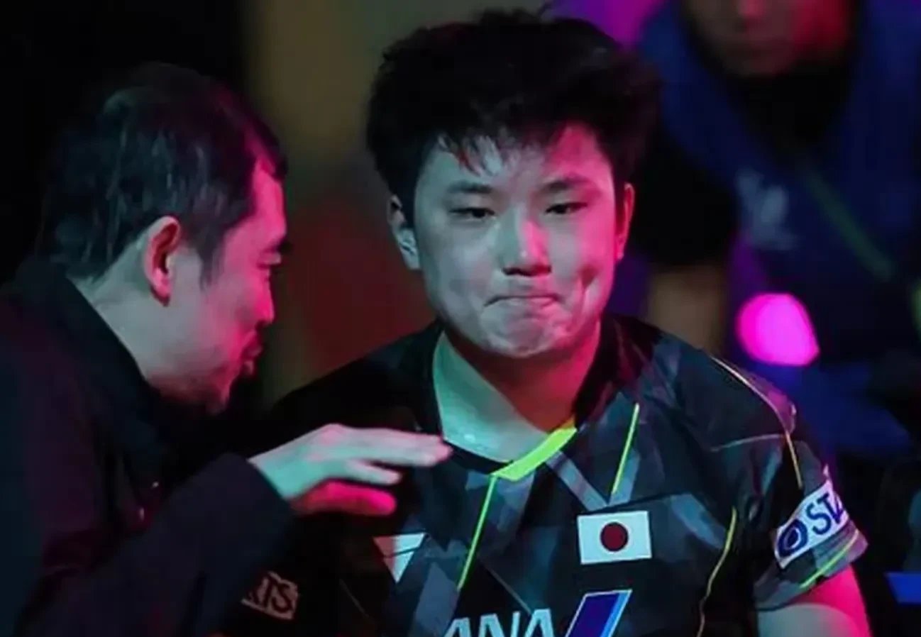 中国乒乓球队爆冷日本乒乓球队，张本智和完成帽子戏法的简单介绍