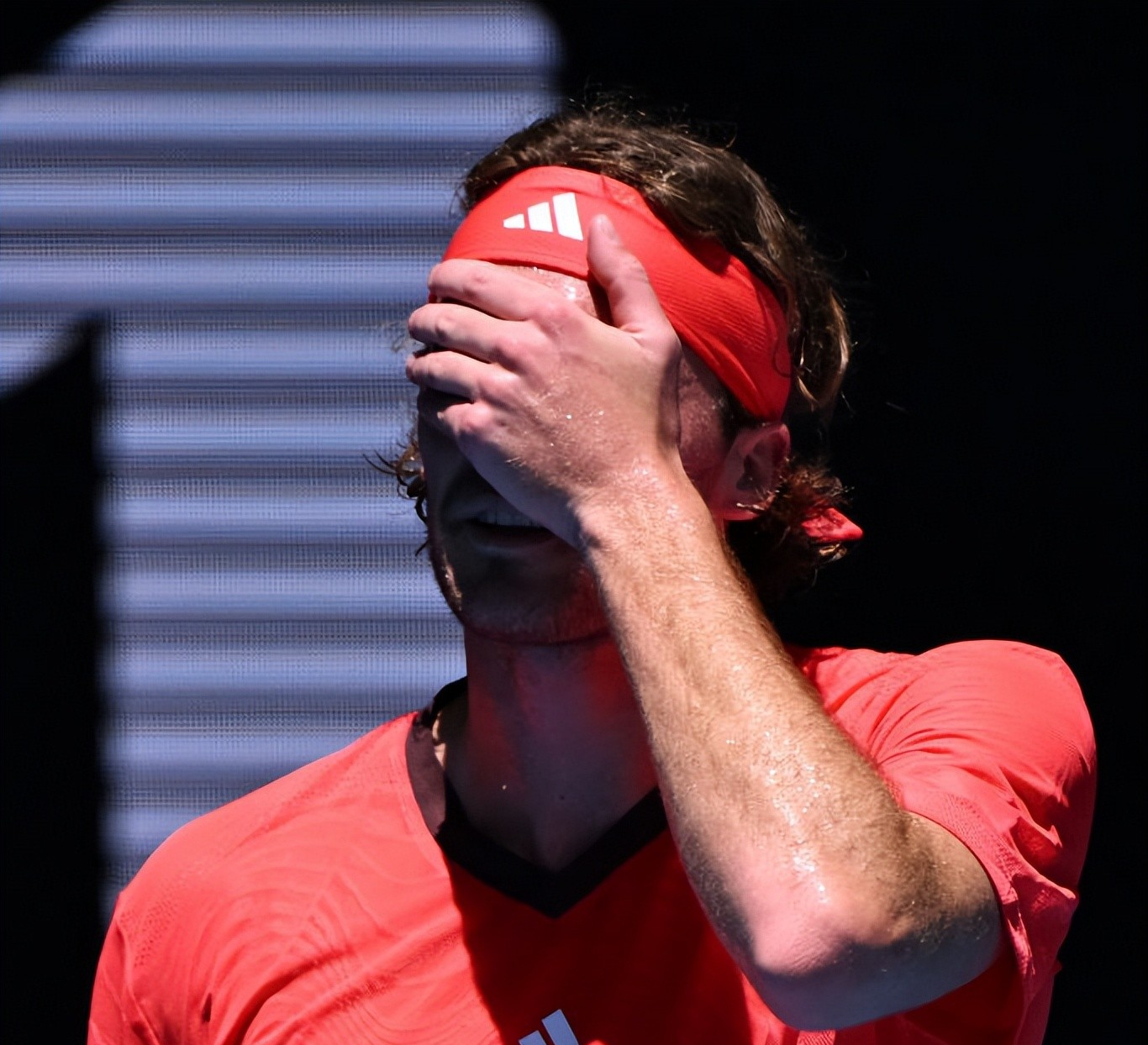 澳网绝杀法网,西西帕斯高光表现 澳网绝杀法网,西西帕斯高光表现